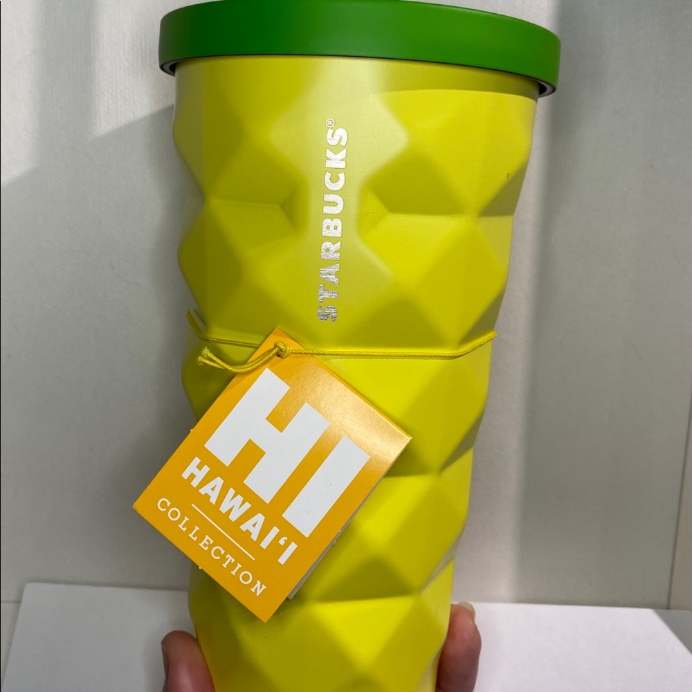 🍍 NWT-Starbucks Pineapple Stainless Steel Tumbler